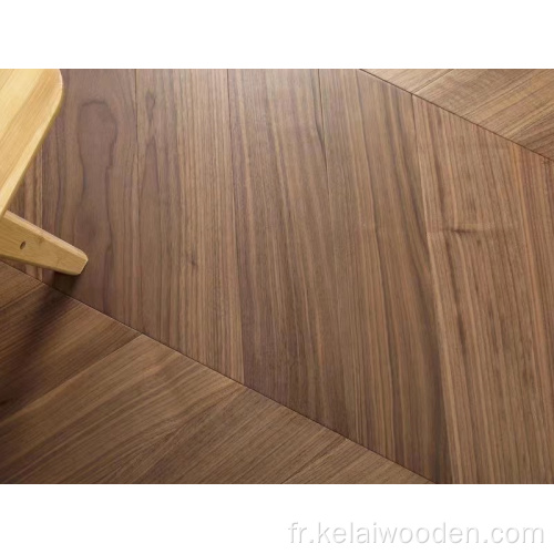 Plancher de bois multicouche en noyer américain